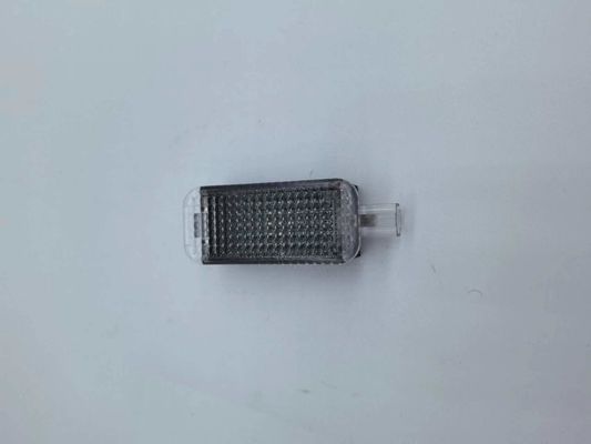 چراغ رنگی درب قرمز سفارشی چراغ های رنگی LED برای ماشین طولانی مدت OE:8KD947415C