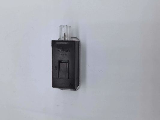 چراغ رنگی درب قرمز سفارشی چراغ های رنگی LED برای ماشین طولانی مدت OE:8KD947415C